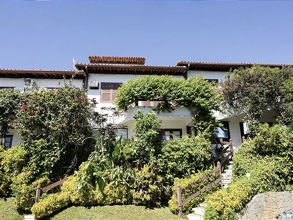3 Quartos - 94 m² Útil - Centro- Condomínio