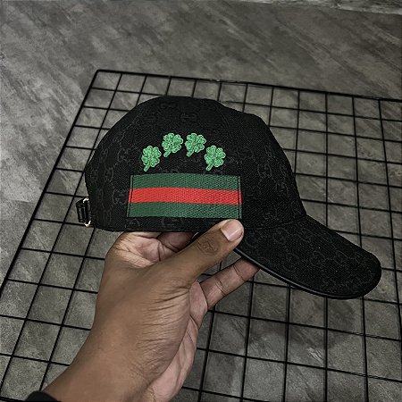 Boné World Clover Preto