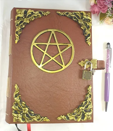 Diario com pentagrama cod.484