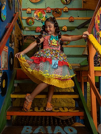 VESTIDO CORDEL ENCANTADO (COM CHAPEUZINHO)