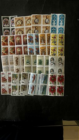 20 Quadras de Selos Comemorativos do Brasil - Brasil 1977 - Mint (Ref.244)