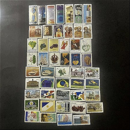 49 Selos Comemorativos do Brasil - Ano 1989 - 1990 - Mint - ref.250