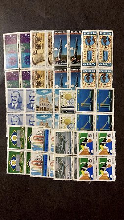 12 Quadras de Selos Comemorativos do Brasil - 1990 - Mint
