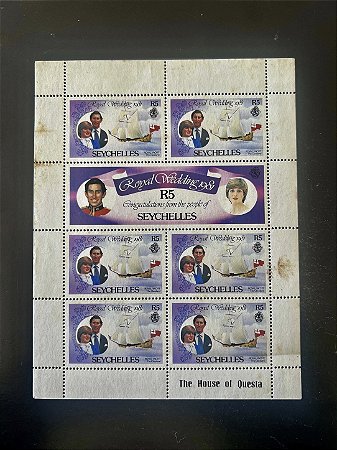 Bloco de Selos Estrangeiros - Royal Medding 1981 - Seychelles - Pequenas manchas - ref.321