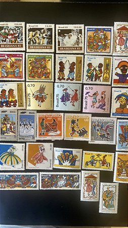 30 Selos Comemorativos do Brasil - Tematicos Folclore e Danças - Mint - ref.428