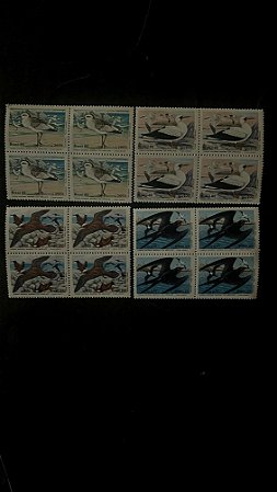 04 Quadras de Selos Comemorativos do Brasil - Preservação da Fauna Brasileira - Brasil 1985 - Mint - ref.593
