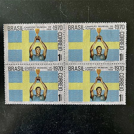 Quadra de Selos Comemorativos do Brasil - Brasil Tri-Campeão Mundial de Futebol - 1970 - Mint - ref.930