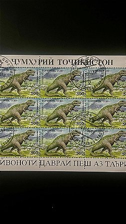 Mini Folha de Selos do Tadjiquistão - Temática Dinossauros - ref.943