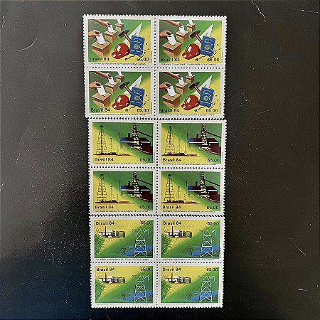 03 Quadra de Selos Comemorativos do Brasil - Centenário do Nascimento de Getulio Vargas - 1984 - Mint - ref.2069