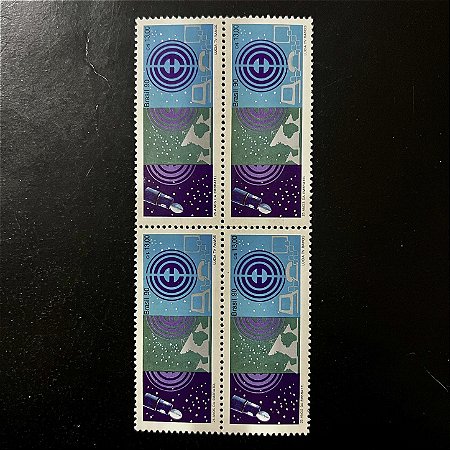 Quadra de Selos Comemorativos do Brasil - 25 Anos da Embratel - 1990- Mint - ref.2150