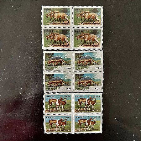 03 Quadras de Selos Comemorativos do Brasil Fauna Brasileira - 1982 - Mint - ref.2329
