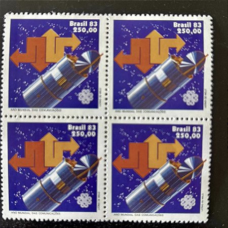 Quadra de Selos Comemorativos do Brasil - Ano Mundial das Comunicações - 1983 - Mint - ref.2347