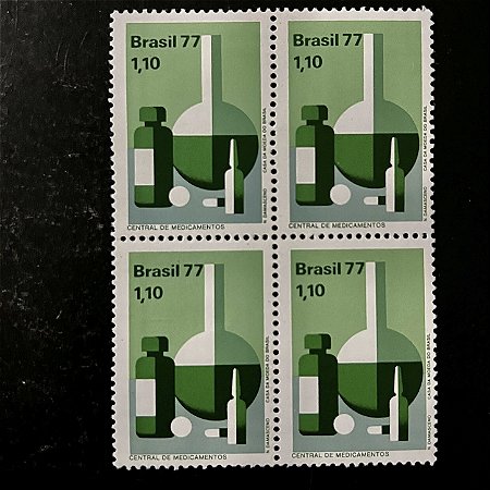 Quadra de Selos Comemorativos do Brasil - Amparo e Segurança - 1977 - Mint - ref.2436