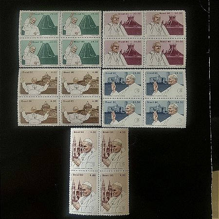05 Quadras de Selos Comemorativos do Brasil - Visita do Papa João Paulo II ao Brasil - 1980 - Mint - ref.2505
