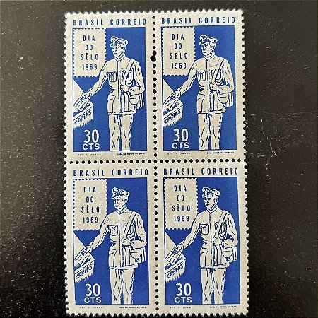 Quadra de Selos Comemorativos do Brasil - Dia do Selo - 1969 - Novo - ref.2555