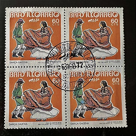 Quadra de Selos Comemorativos do Brasil - Promoção do Folclore Nacional - Dança Gaucha - 1972 - com carimbo primeiro dia - ref.2879
