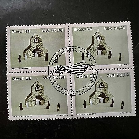 Quadra de Selos Comemorativos do Brasil - Natal 88 - Arte Origami - Igreja - 1988 - com carimbo comemorativo - ref.2951