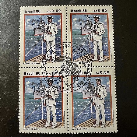 Quadra de Selos Comemorativos do Brasil - Trajes e Uniformes Militares - Capitão Tenente da Marinha - 1986 - com carimbo comemorativo - ref.2955