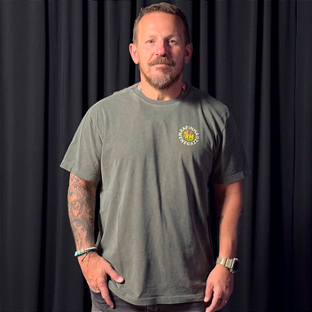 Camiseta Básica Estonada Nascer do Sol