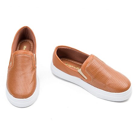 slip on marrom