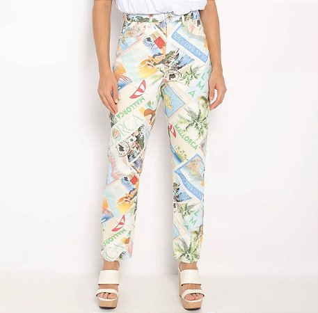 Calça Reta Com Inscrições