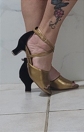 Sandália La Danse - tamanho 37 Camurça preta com ouro envelhecido 4cm