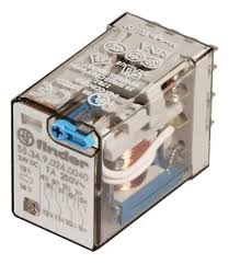 62.32.9.024.0040 | Finder | Relé de Potência 2 Contatos Reversíveis 16A Bobina 24VDC Terminais Faston 187 com Botão de T