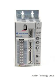 2098-DSD-005-SE | Allen-Bradley | Servo Drive Ultra 3000 SE 0.5 kW SERCOS II Fibra Óptica