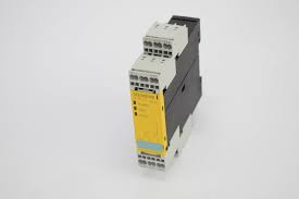 3TK2840-2BB40 | Siemens | Relé de Segurança Eletrônico 24V DC 2 F-DQ Push-in Cat.3