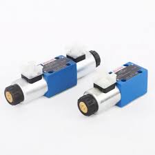 4WE10EB3X/CG24N9K4 | Bosch Rexroth | Válvula Direcional 4/3 Centro EB 24VDC NG10