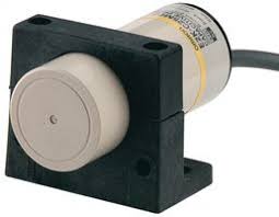 E2K-C25MF1 | Omron | Sensor Capacitivo M30 Alcance 15mm PNP Cabo 2m