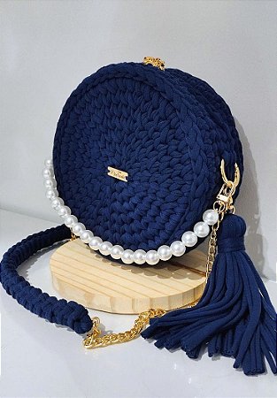 Bolsa de Crochê Redonda Azul Marinho com Pérolas