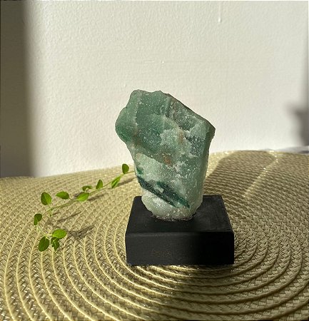 Quartzo verde (com base em madeira)