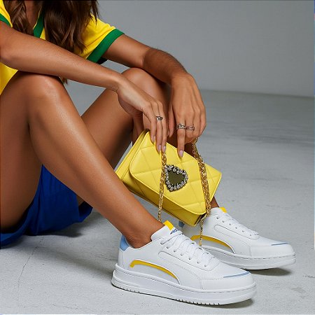 Kit Tênis Branco Feminino + Bolsa Transversal Estilo Copa Do Mundo Brasil