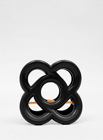 Piranha de Cabelo Preto PJ20267 - Estilo e Versatilidade
