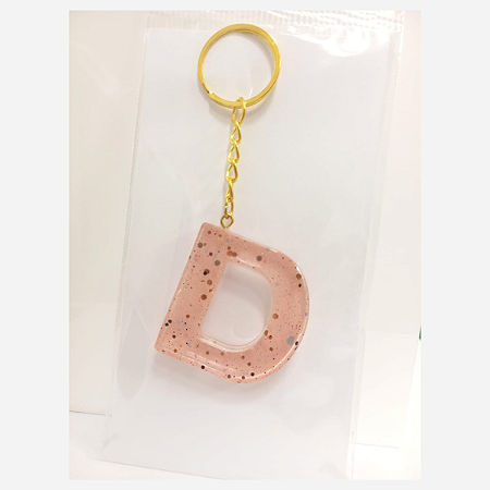 Chaveiro Personalizado em Resina - Formato de Letra Simples