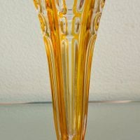 vaso / floreira (antiguidade / raridade / relíquia / antiquário)
