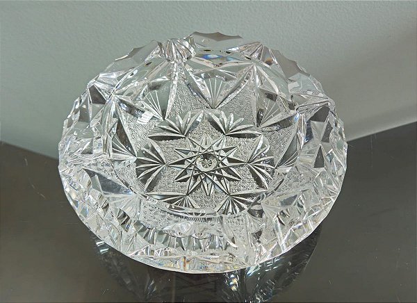 cinzeiro em cristal (antiguidade / raridade / relíquia / antiquário)
