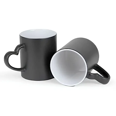 Caneca Mágica com Alça Coração Preta Fosca