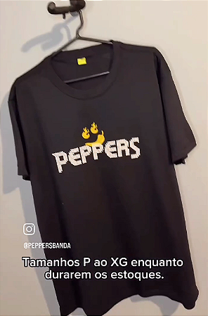 Camiseta Preta exclusiva PEPPERS