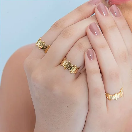 ANEL RETANGULOS ASSIMÉTRICOS AJUSTÁVEL BANHADO A OURO 18K