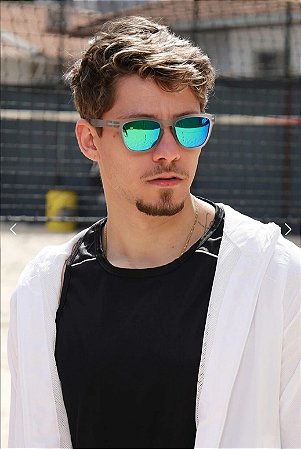 Óculos de Sol New Beach Cinza c/ Camaleão Espelhado (Unissex)