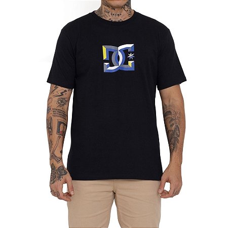 Camiseta DC Shoes DC Star Dimensional Masculina Preto