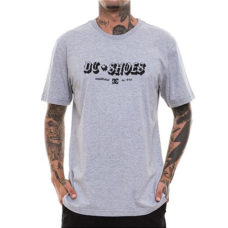Camiseta DC Shoes Chester Tss Masculina Cinza