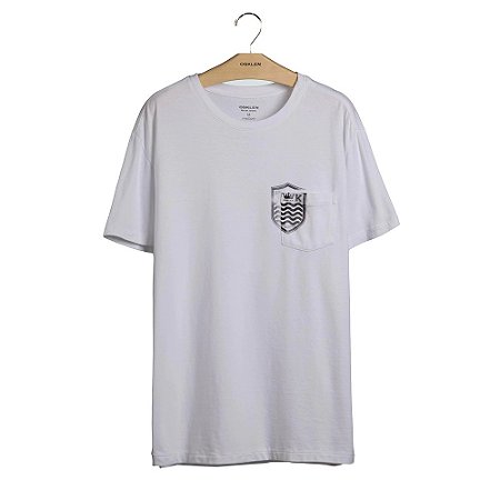 Camiseta Osklen Bolso Brasão Mc Masculina Branco