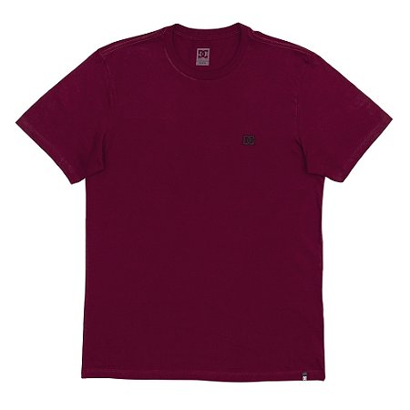 Camiseta DC Shoes Embroidery WT24 Masculina Bordo