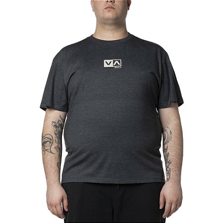 Camiseta RVCA Mini Balance Box Plus Size WT24 Cinza Escuro