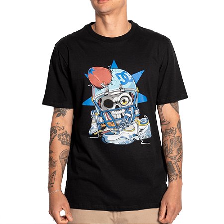 Camiseta DC Shoes Smashing Helmet SM25 Masculina Preto