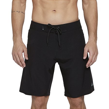 Bermuda Quiksilver Kaimana 20" SM25 Masculina Preto