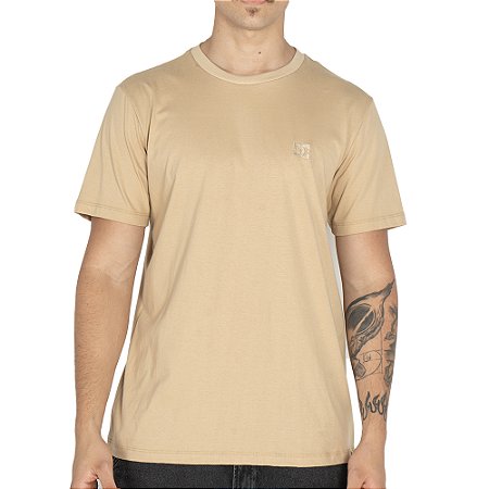 Camiseta DC Shoes Embroidery WT25 Masculina Bege
